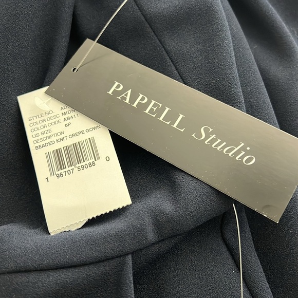 PAPELL STUDIO Beaded Knit Crepe Gown Navy Sz 6P - Picture 15 of 16